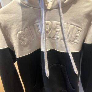 Supreme Hoodie size Small